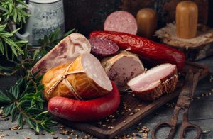 سالامی و پپرونی گوشت آوران